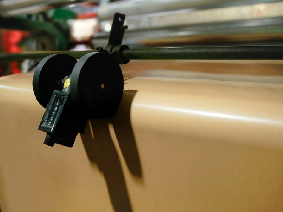 Stage 3: Coating PP fabric/Kraft paper