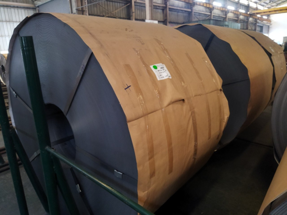 Máy tráng manh khổ lớn được ứng dụng làm manh bọc (kiện/cuộn)